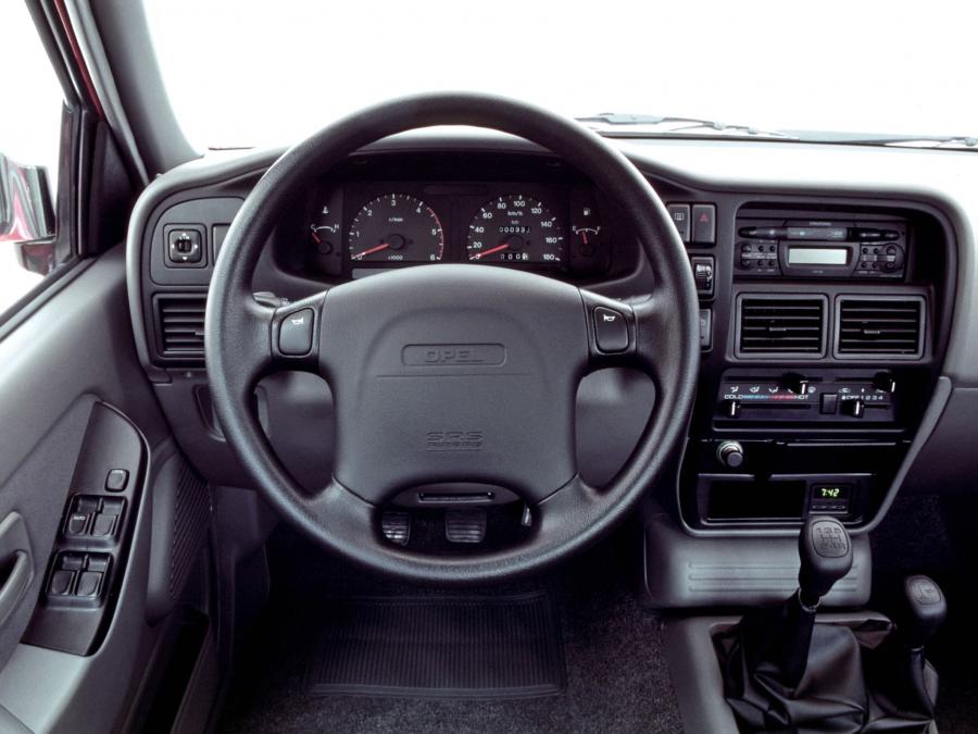  Opel Campo Double Cab 1992 года  (фото 13 из 14)